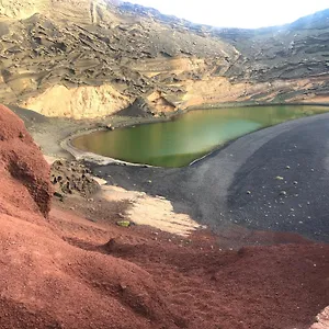 Volcano View Apartment